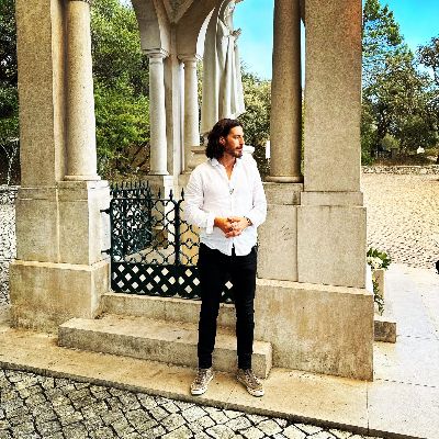 Jonathan Roumie appears to be single in his late fourties and early fifties.